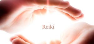 Holistic Healer Angelika Michel_Reiki_haende-300x141